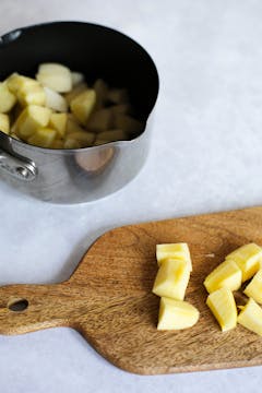 image of chopped apples and pears