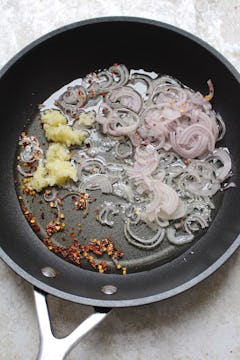chilli oil ingredients in frying pan