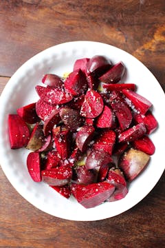 beetroot wedges in baking dish 