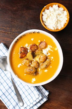 Soup and potatoes in Oddbox bowl