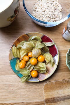 physalis in small plate