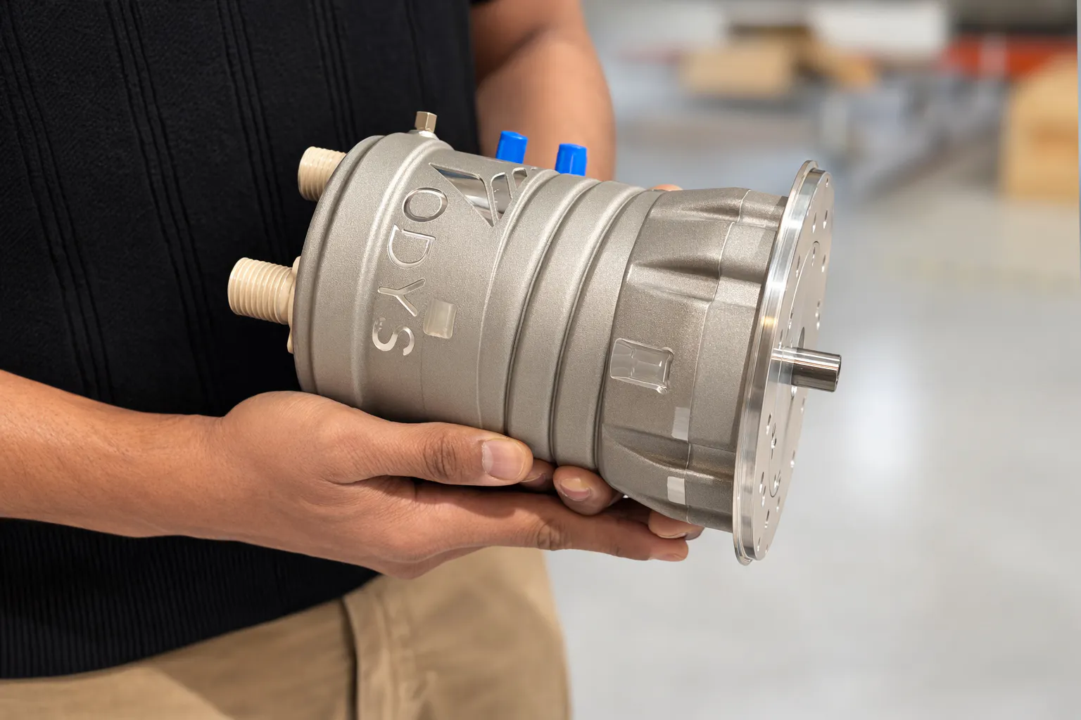 Odys 100 kW high speed generator is light enough to hold