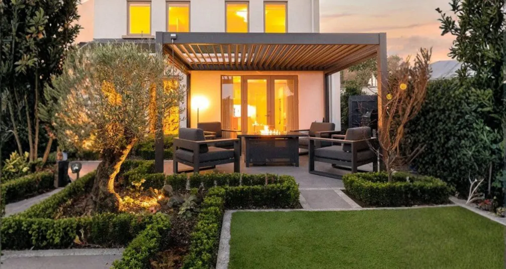 Beautiful Garden Spaces Outdoor LIving