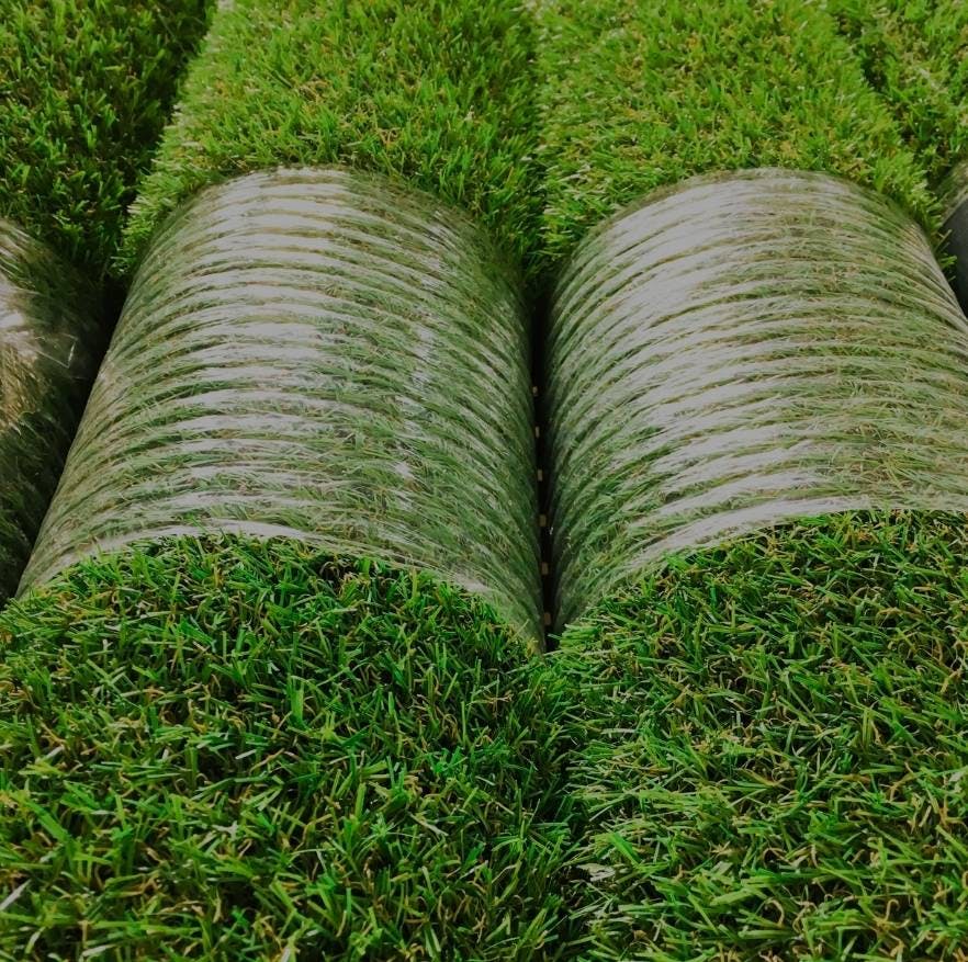 Pre cut artificial grass rolls