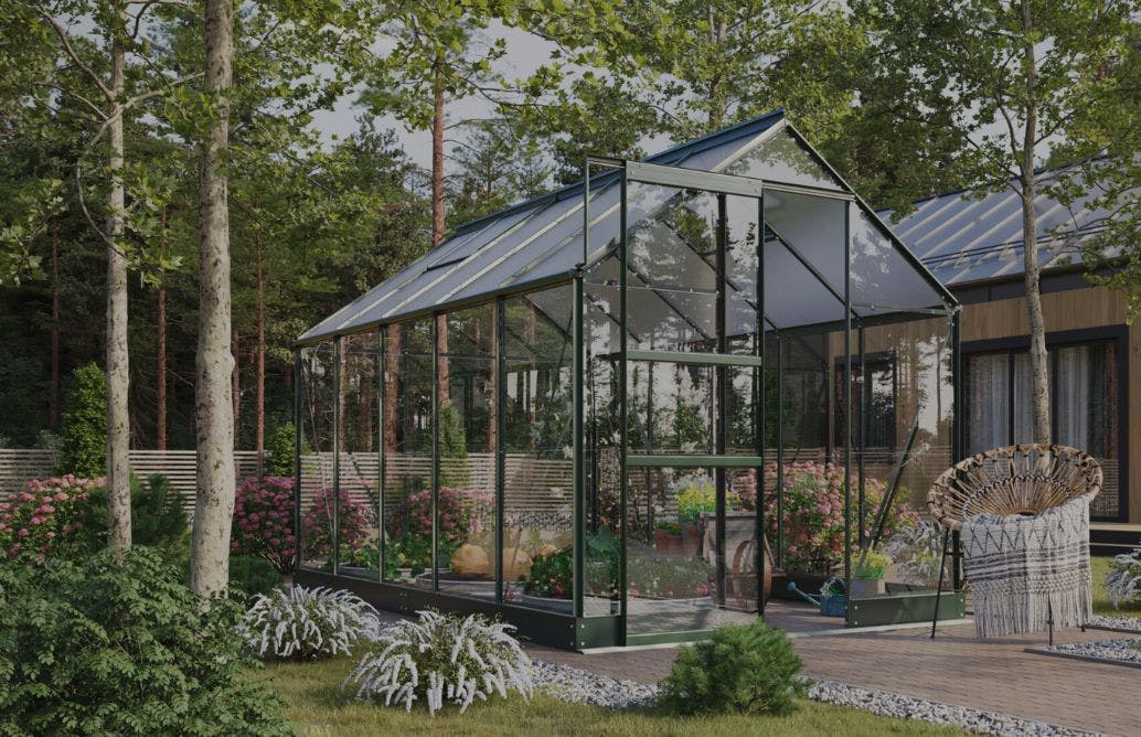 Vitavia Greenhouse in Garden