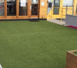 dublin restaurant with artificial grass 