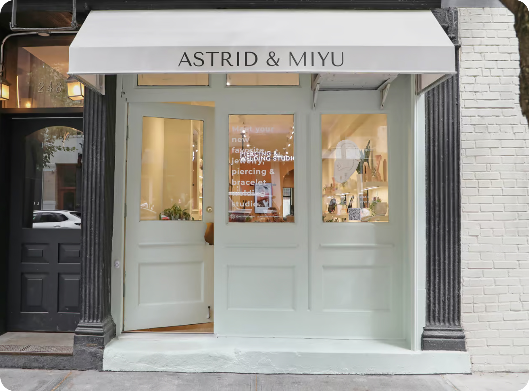 astrid & miyu store