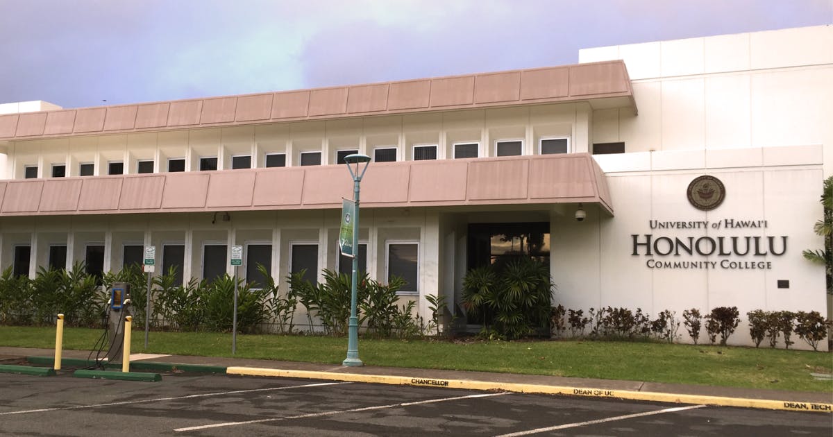 Photo of the Honolulu Community College campus