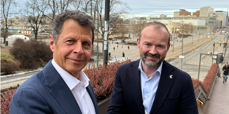 Ingo Behrendt, CEO i NEXUS og Nicolay Moulin, CEO i Omilon