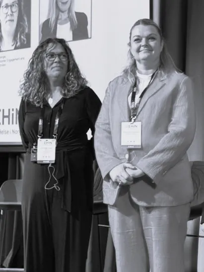 Anne Lene Gundersen, Farsund Kommune og Anne Bøgh Fangel, Omilon Group på scenen til EHIN