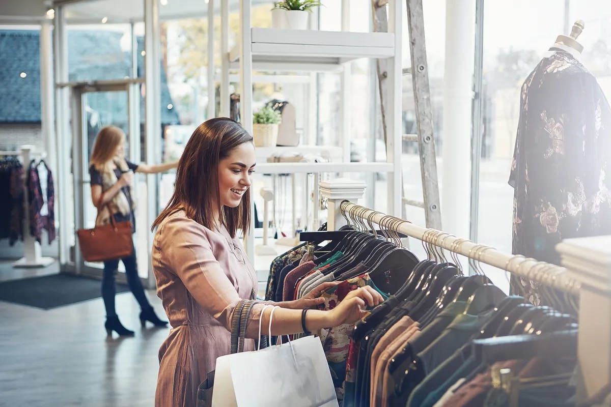 Opening and Closing Stores: Rethinking the Value of Physical Stores in an Omnichannel World