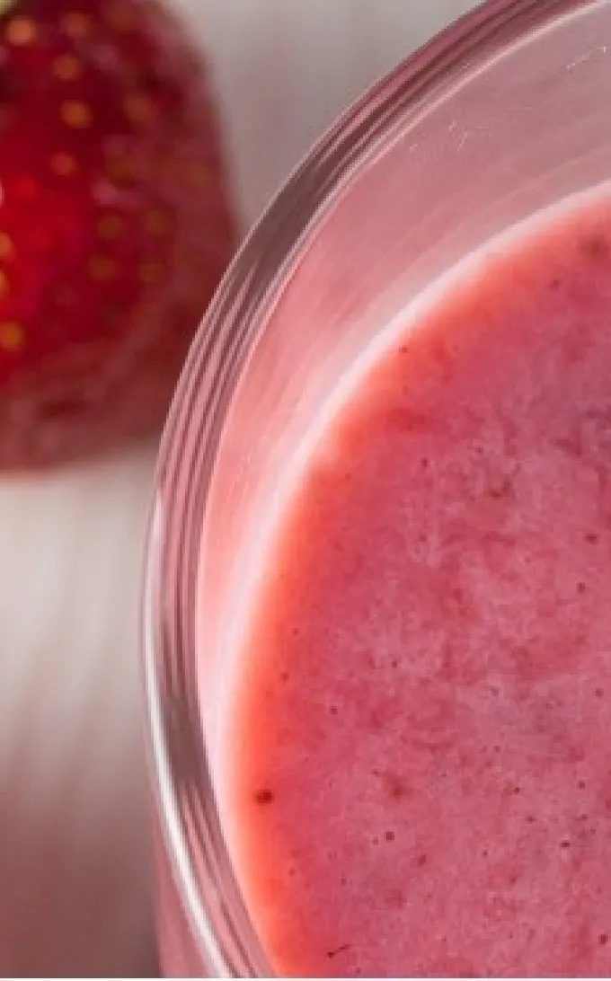 Smoothie graine de chia et fraise