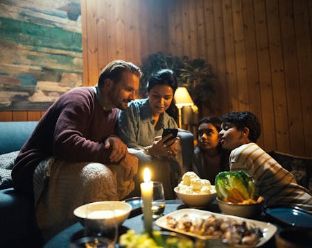 Få familierabatt når du kjøper mobilabonnement