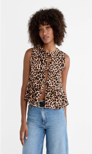 LOOSE LEOPARD PRINT TOP WITH TIES from stradivarius uk