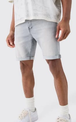 SKINNY STRETCH DENIM SHORTS IN LIGHT GREY from boohooman uk