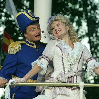 Catherine Jayes in HMS Pinafore