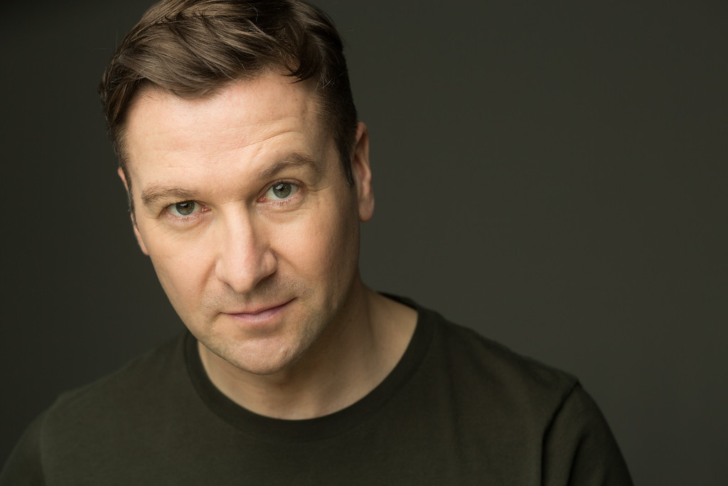 Billy Carter in La Cage aux Folles (2023)