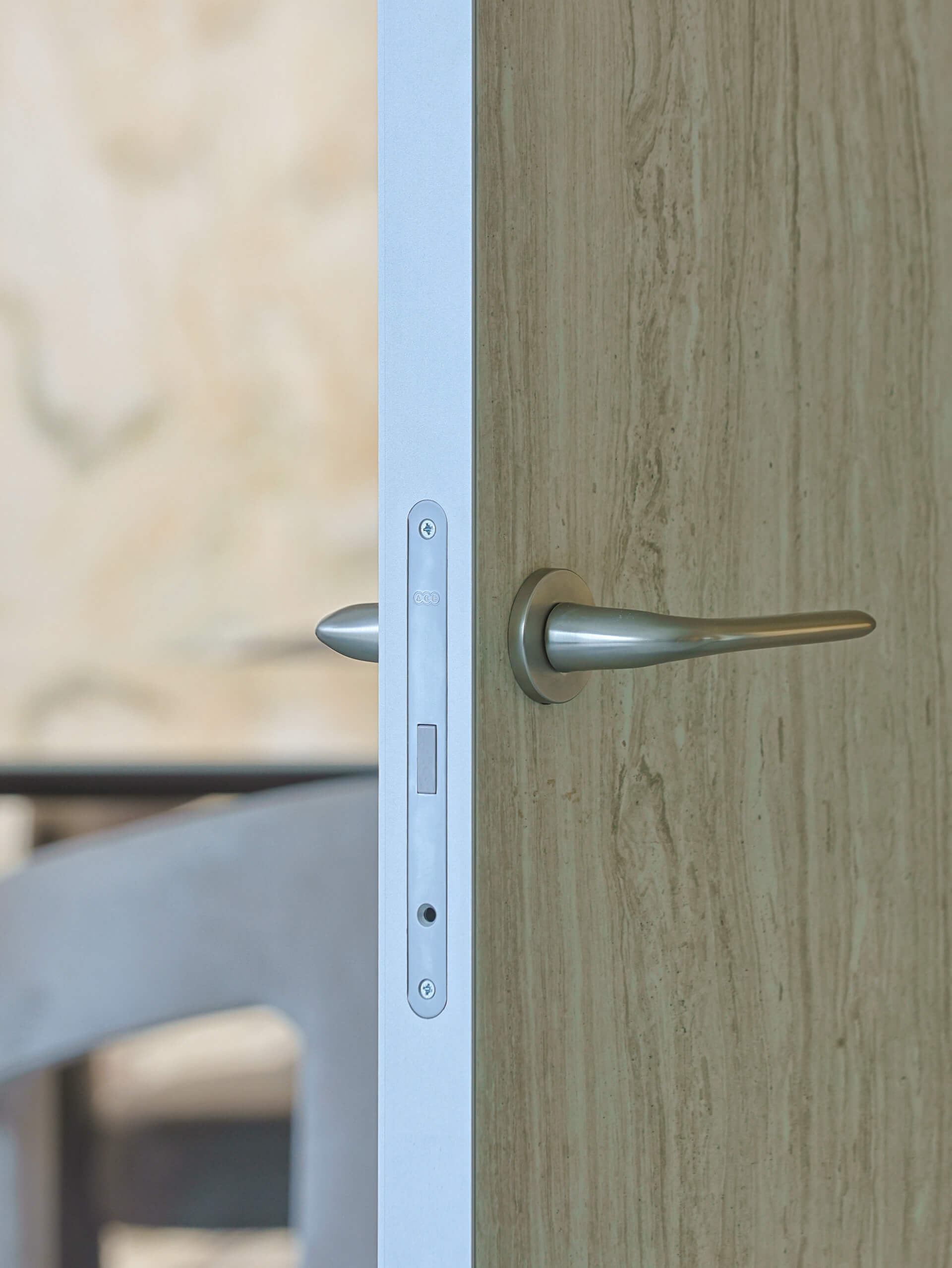 G Stone Gallerydoors