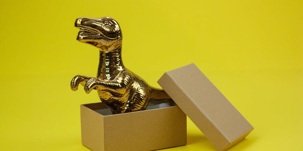 Kutu içinde dinazor