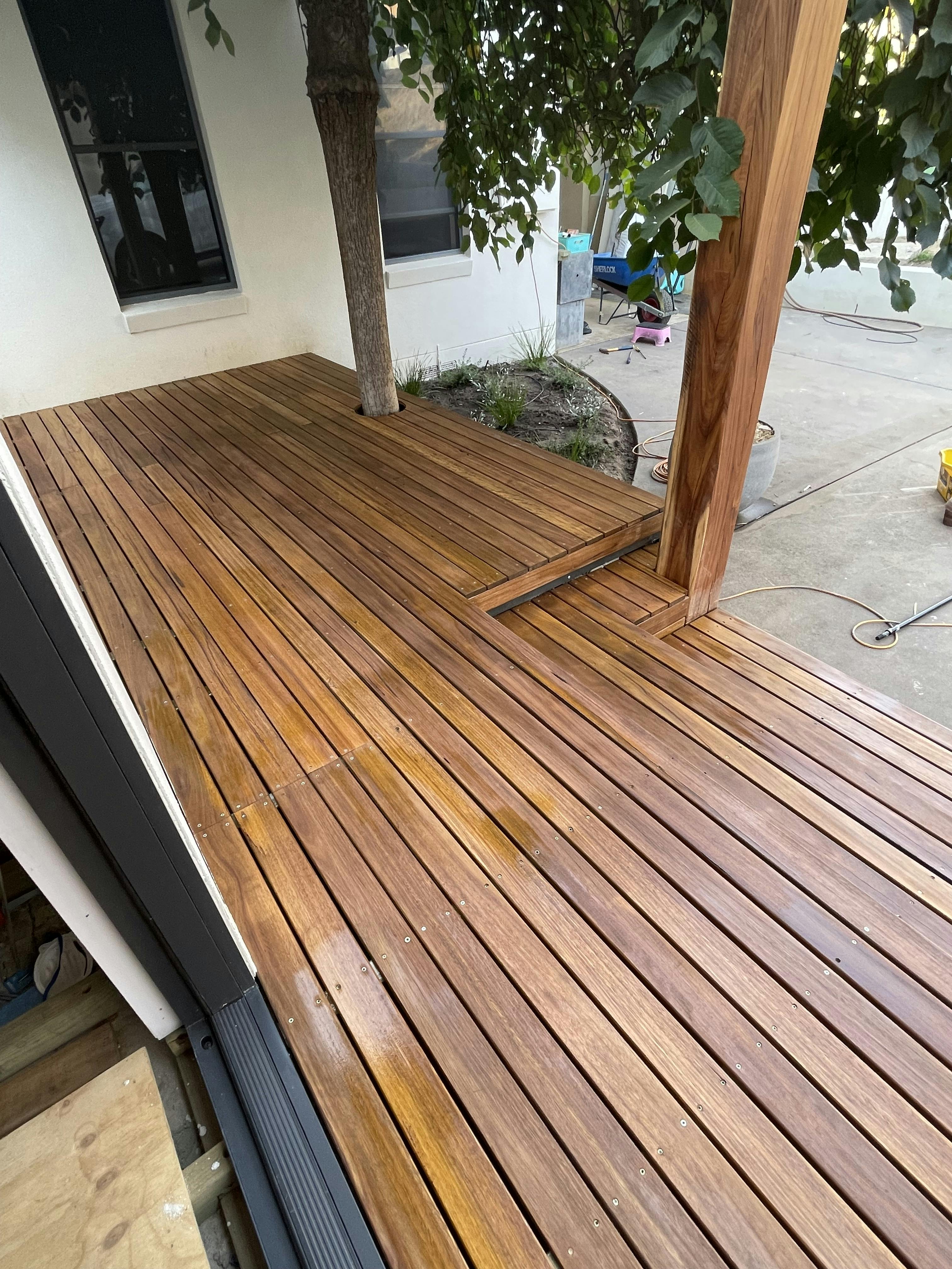 Coastal Blackbutt swatch