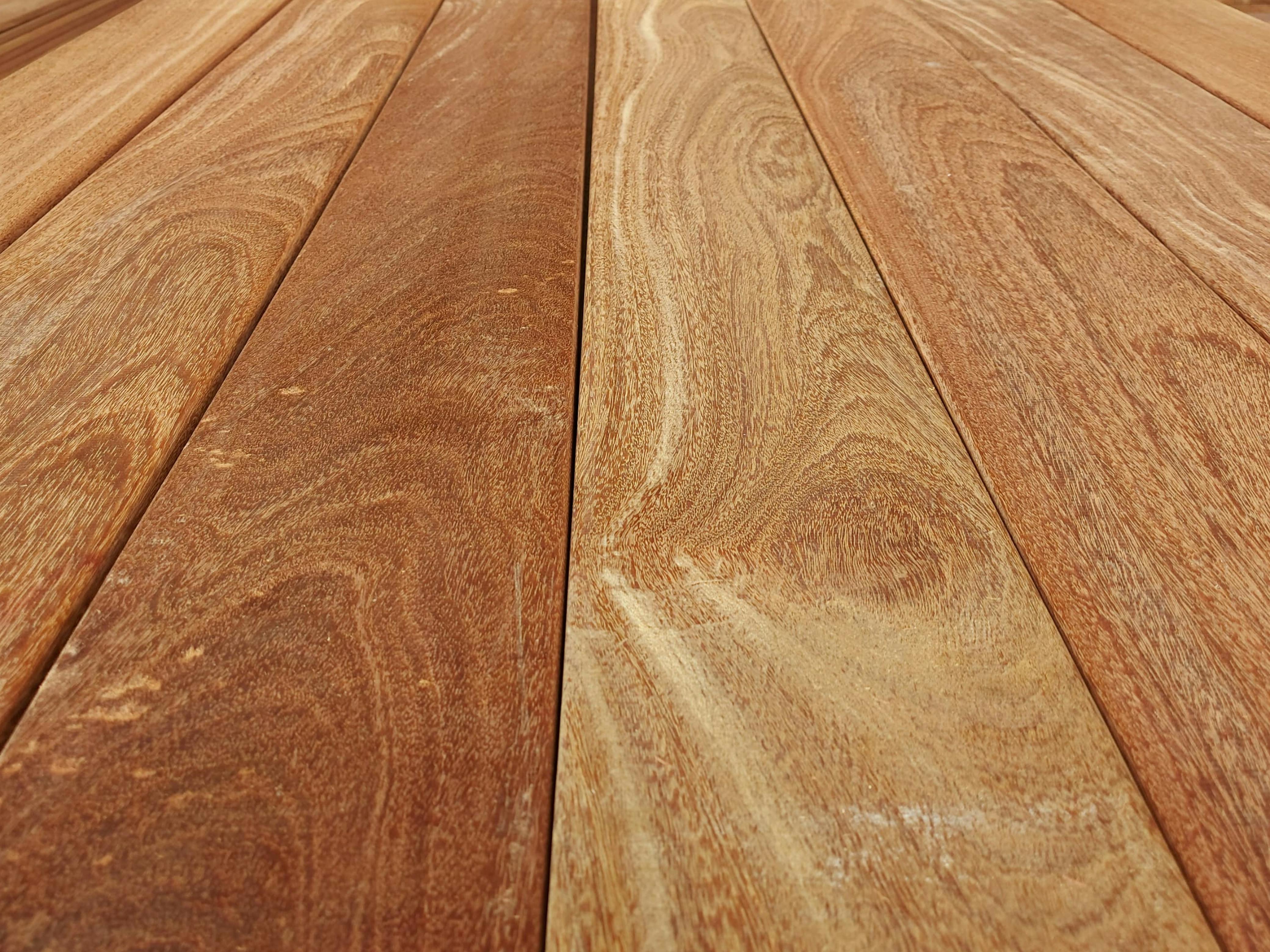 Cumaru - Yellow & Red (Brazilian Teak) swatch