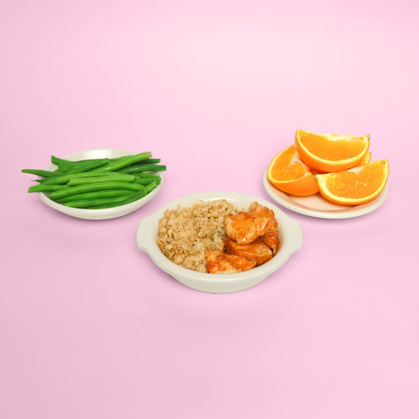 Orange Chicken & Brown Rice with Fresh Green Beans & Orange Wedges