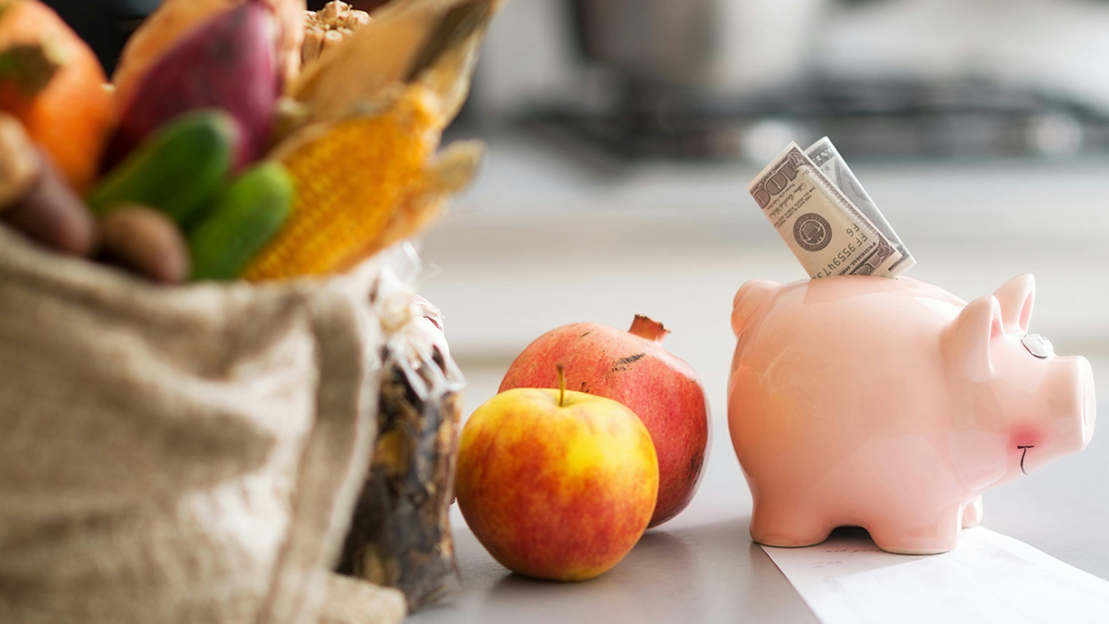 5 Quick and Easy Ways to Save Money on Back-to-School Lunches
