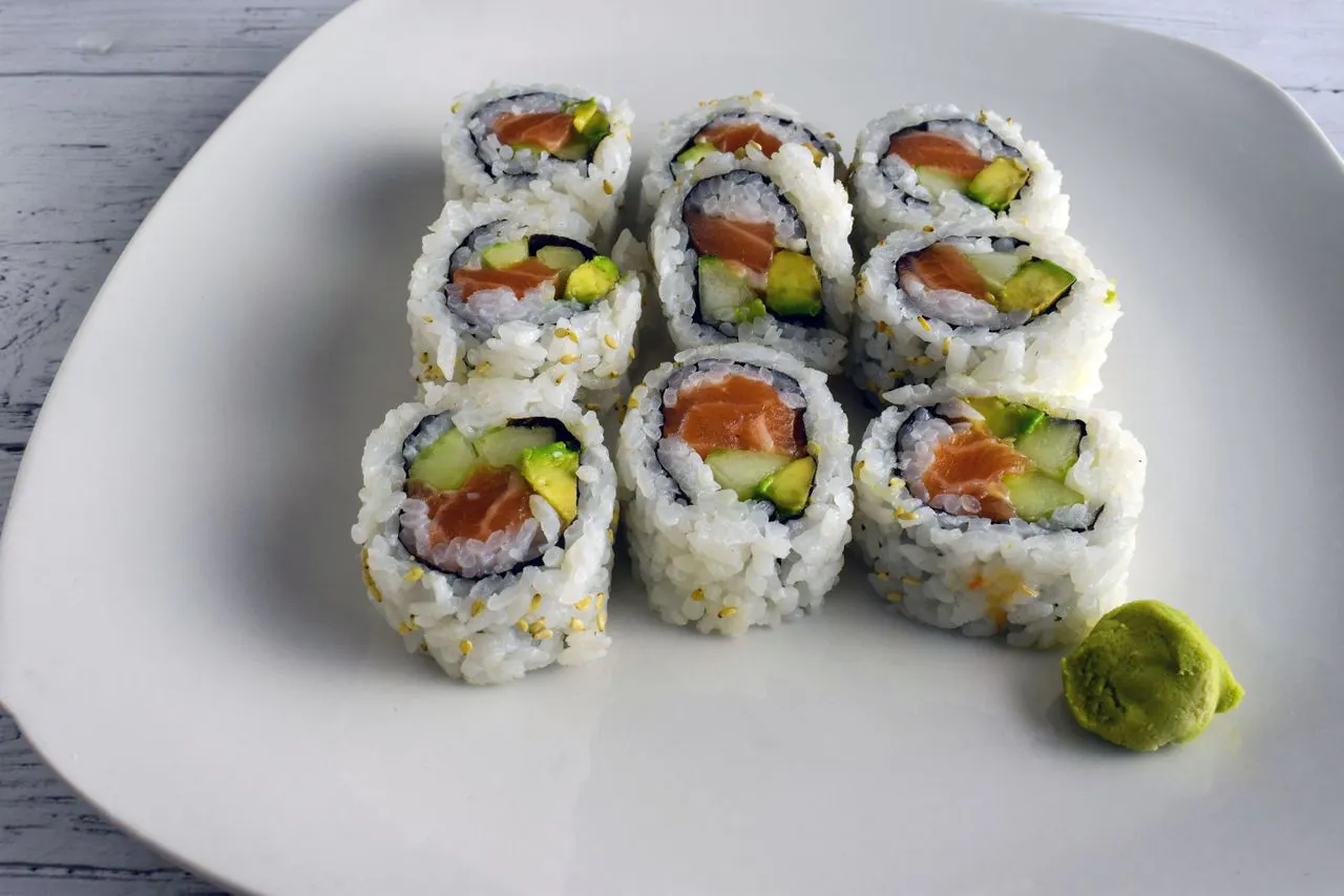 California roll sushi