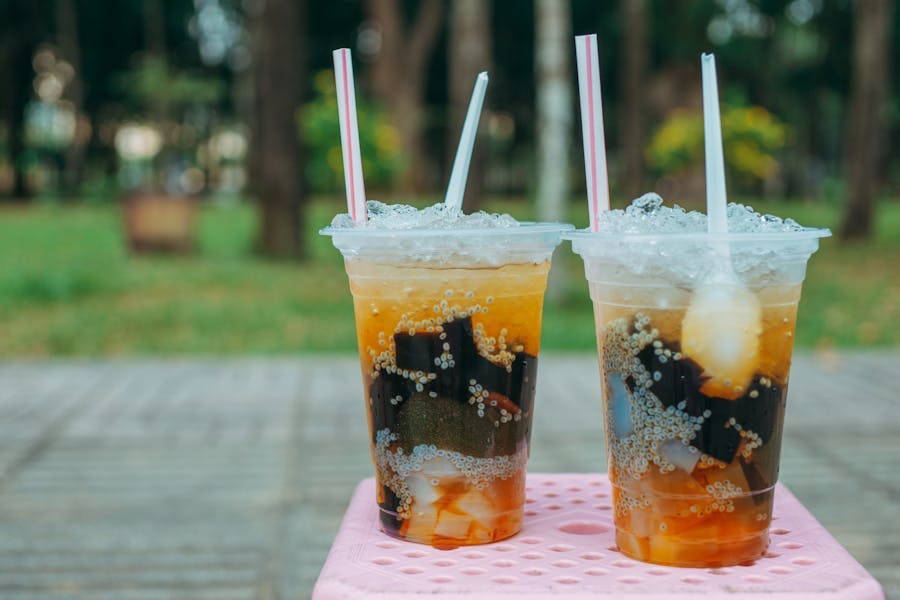 dessert drinks with jelly cubes