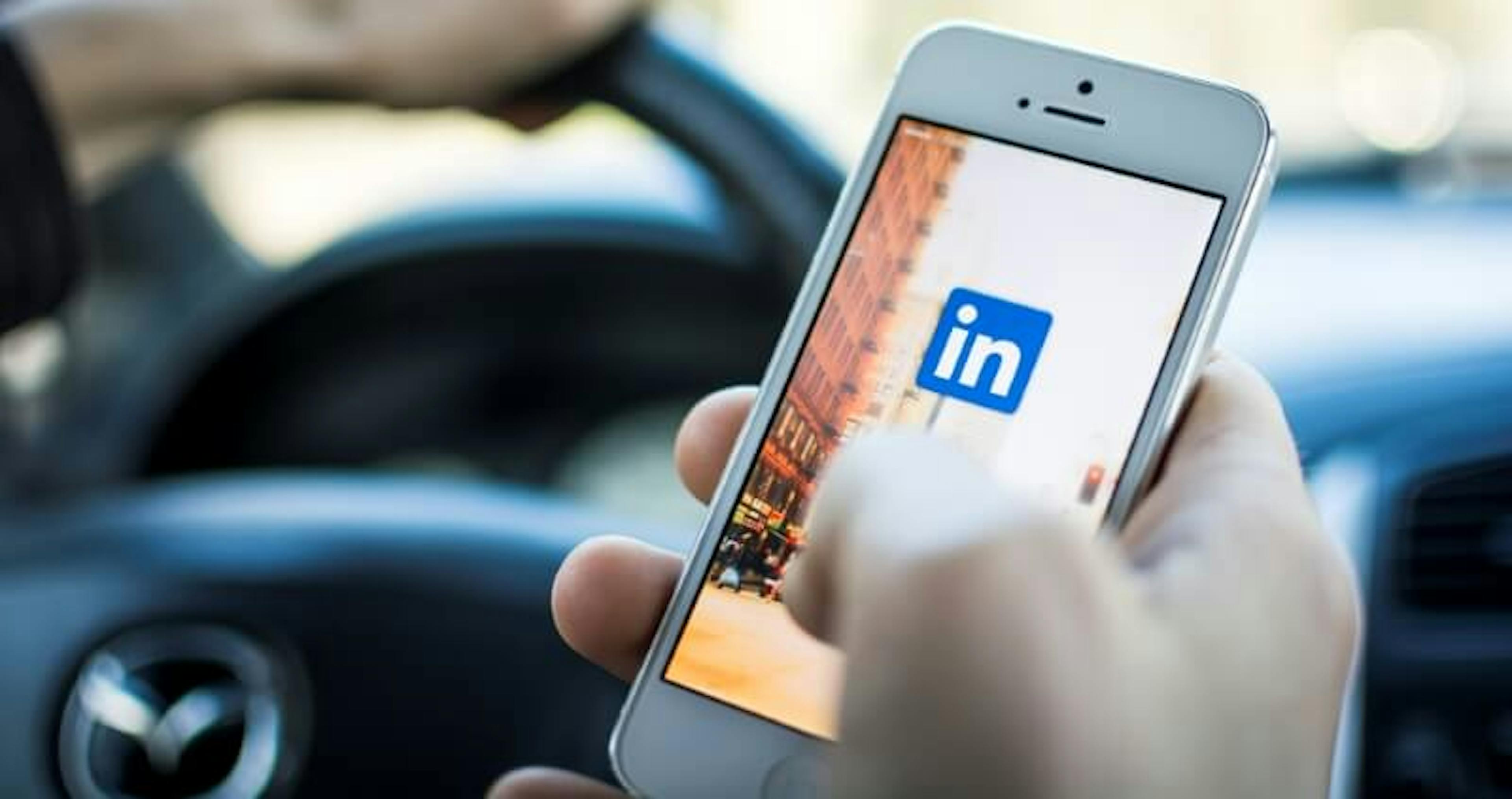 Pourquoi adopter Linkedin Ads ? 