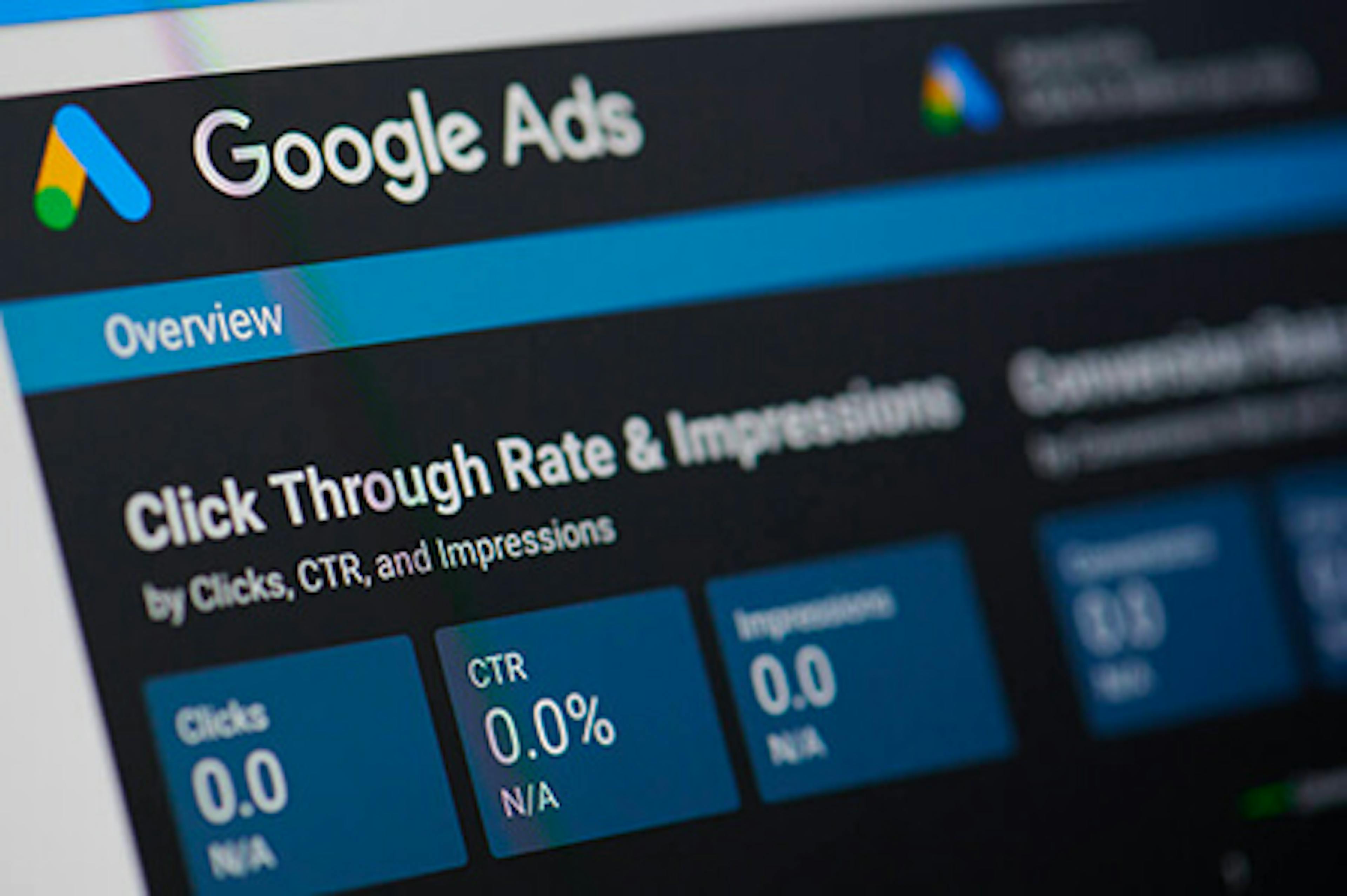 Google Ads supprime le modificateur de requête large