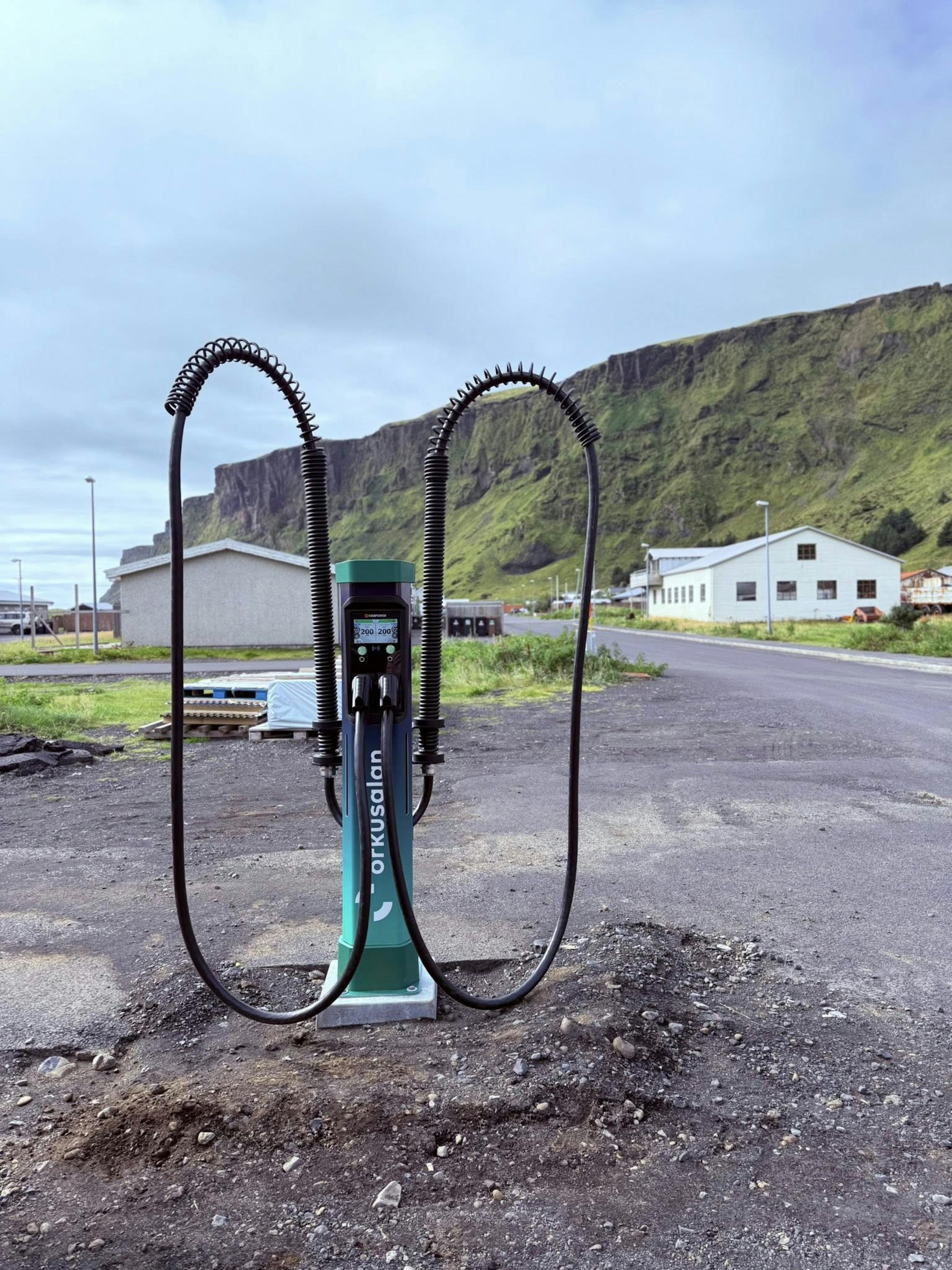200 kw hraðhleðslustöð í Vík