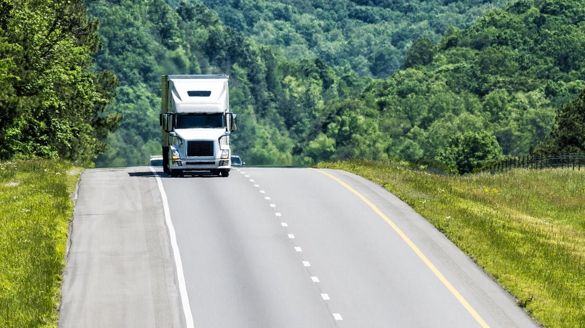 Camion autonome en circulation