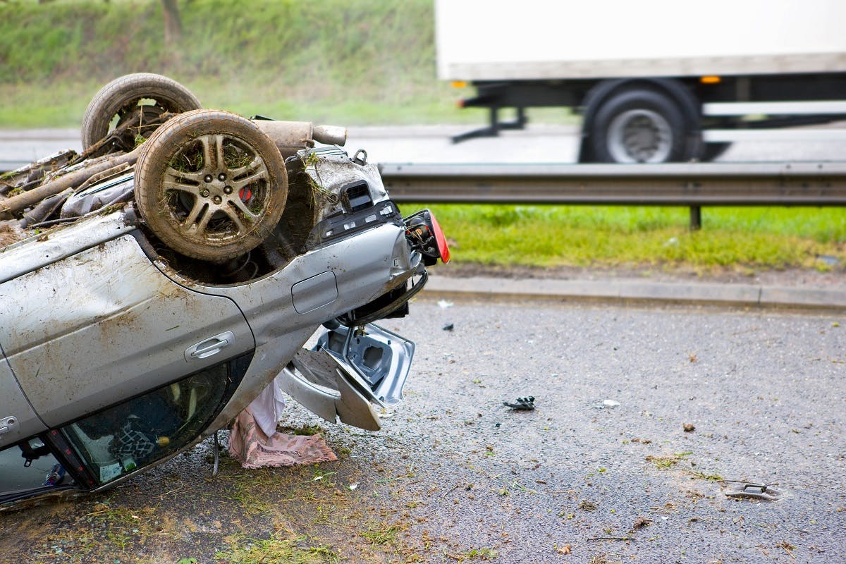 Accident voiture sur autoroute