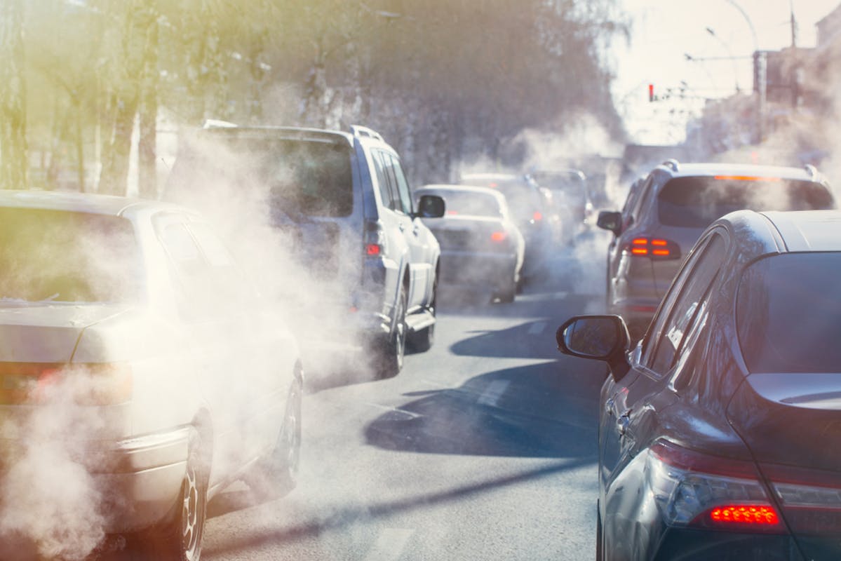 Gaz d'échappement des voitures