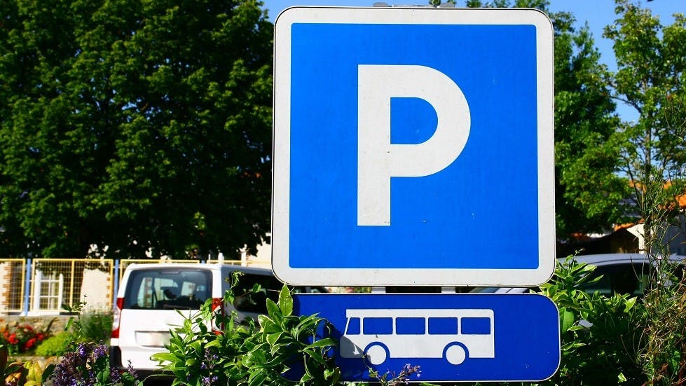 Panneau d'indication d'emplacement de stationnement pour les bus