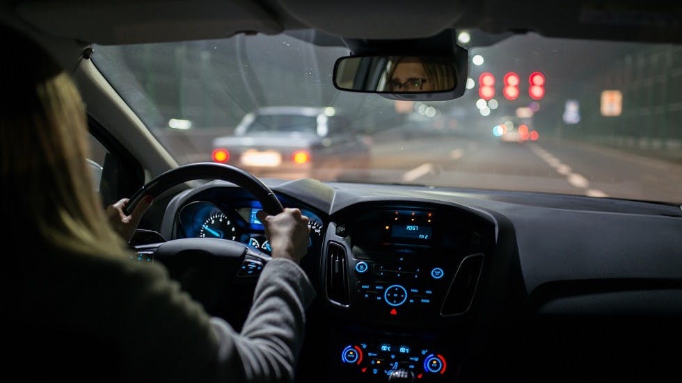 Vision de nuit et véhicules motorisés Ornikar