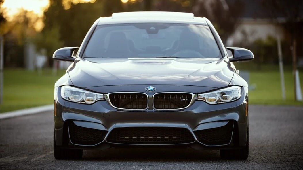 Avant d'une BMW neuve