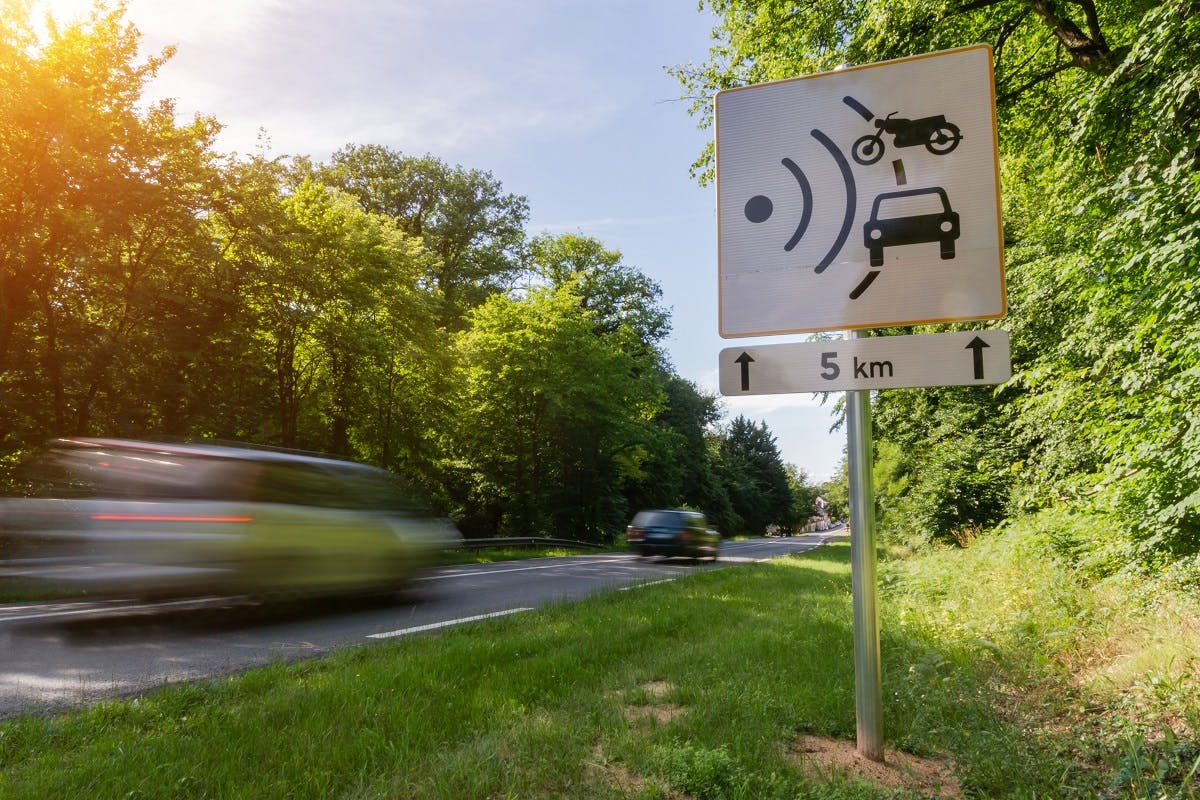 Panneau alerte controle radar