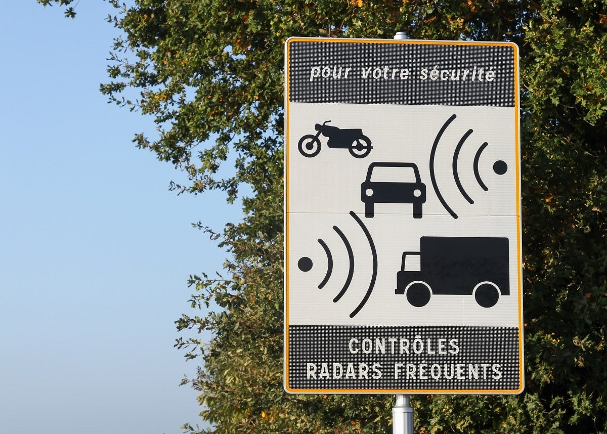 Panneau de controles radars frequents