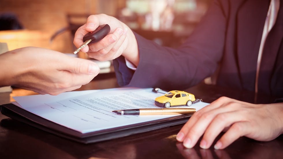 Signature d un contrat d assurance auto