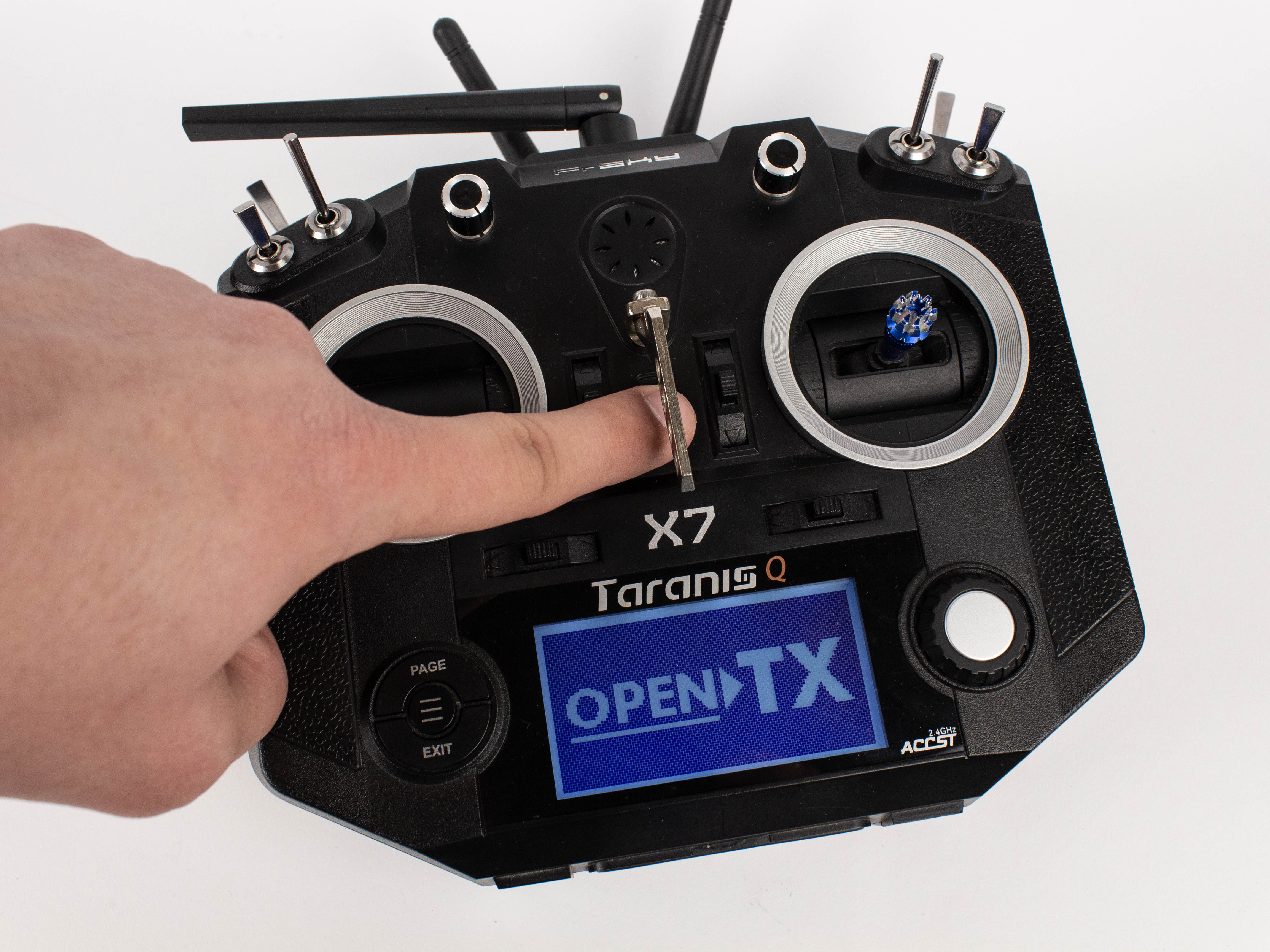 ORQA - How To Set Up Head Tracker On Orqa FPV.One Goggles