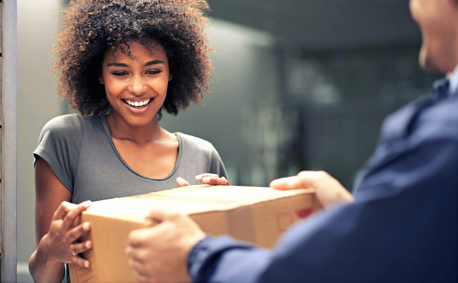 E-Commerce Last-Mile Delivery Solutions