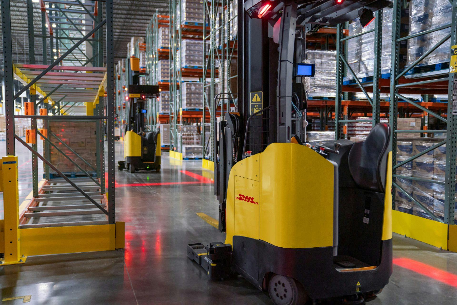 Autonomous forklift 