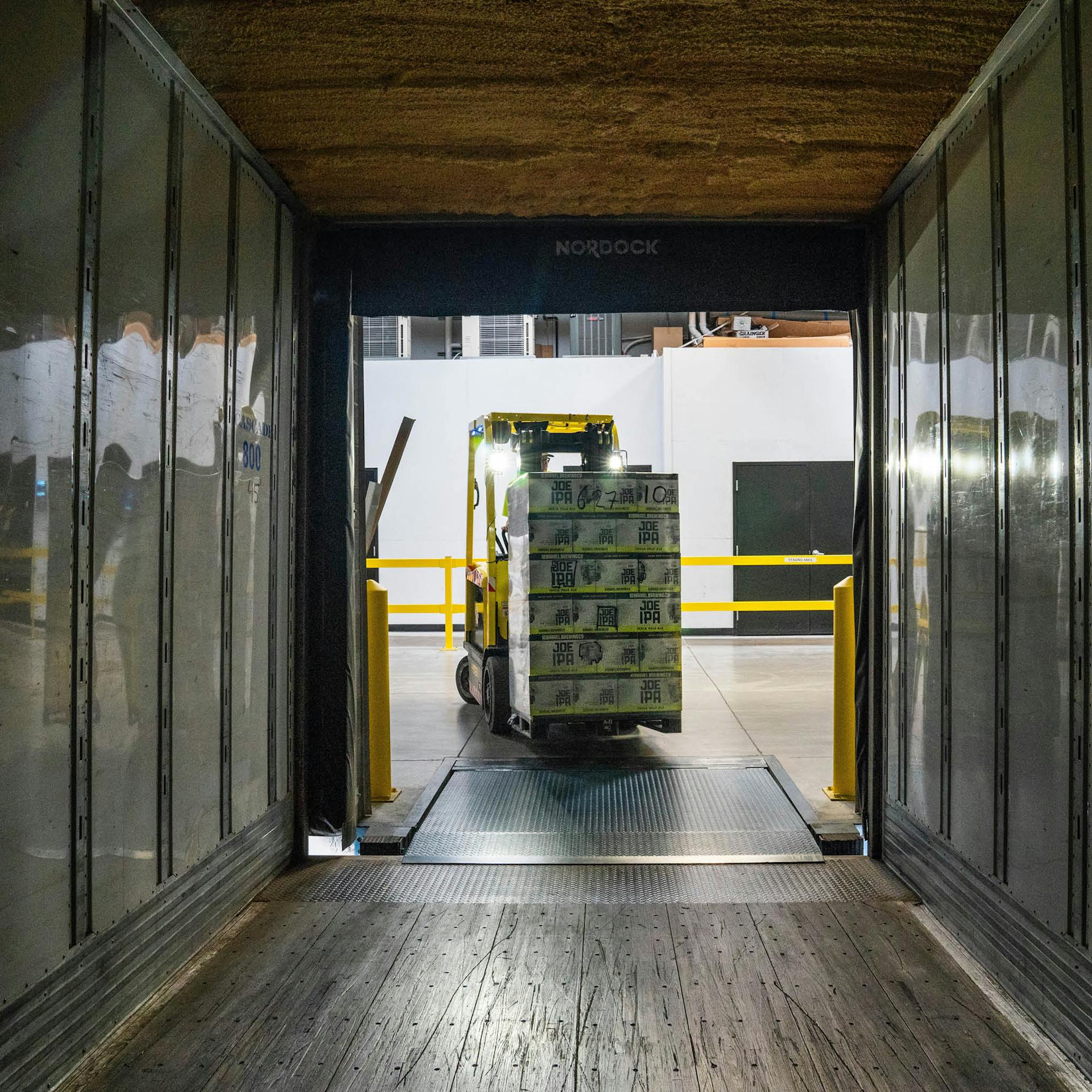 Reducing Environmental Impact in Logistics 
