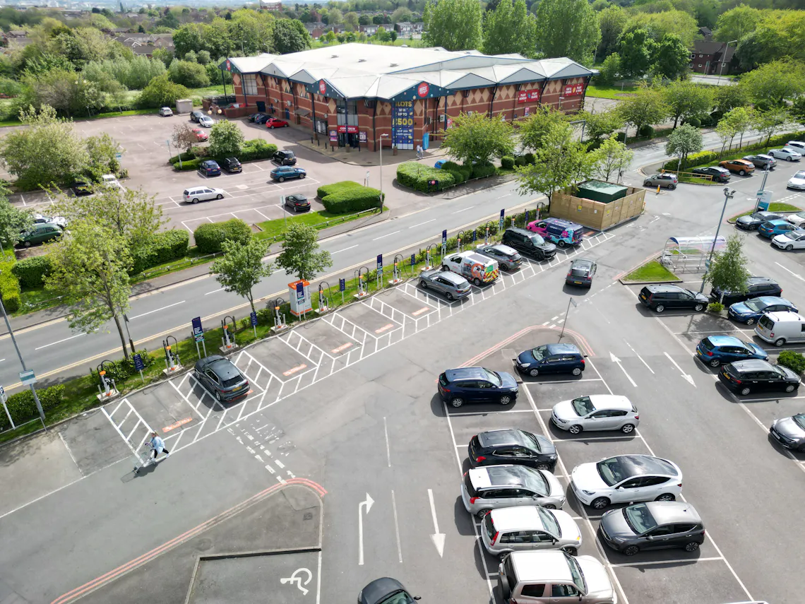 Overhead view of 12 ultra-rapid charging points