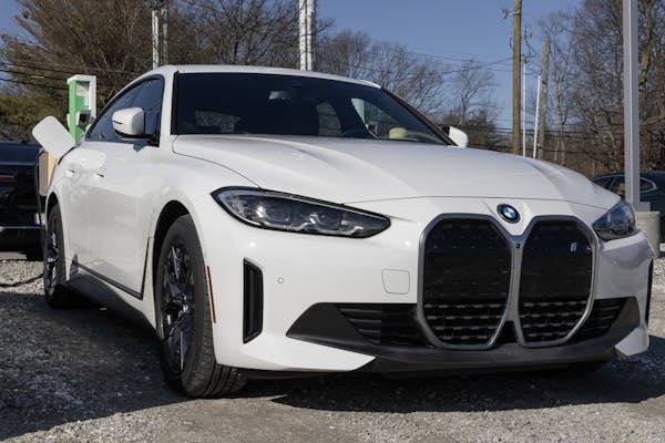 EV Owning Experience: BMW i4 edrive35.