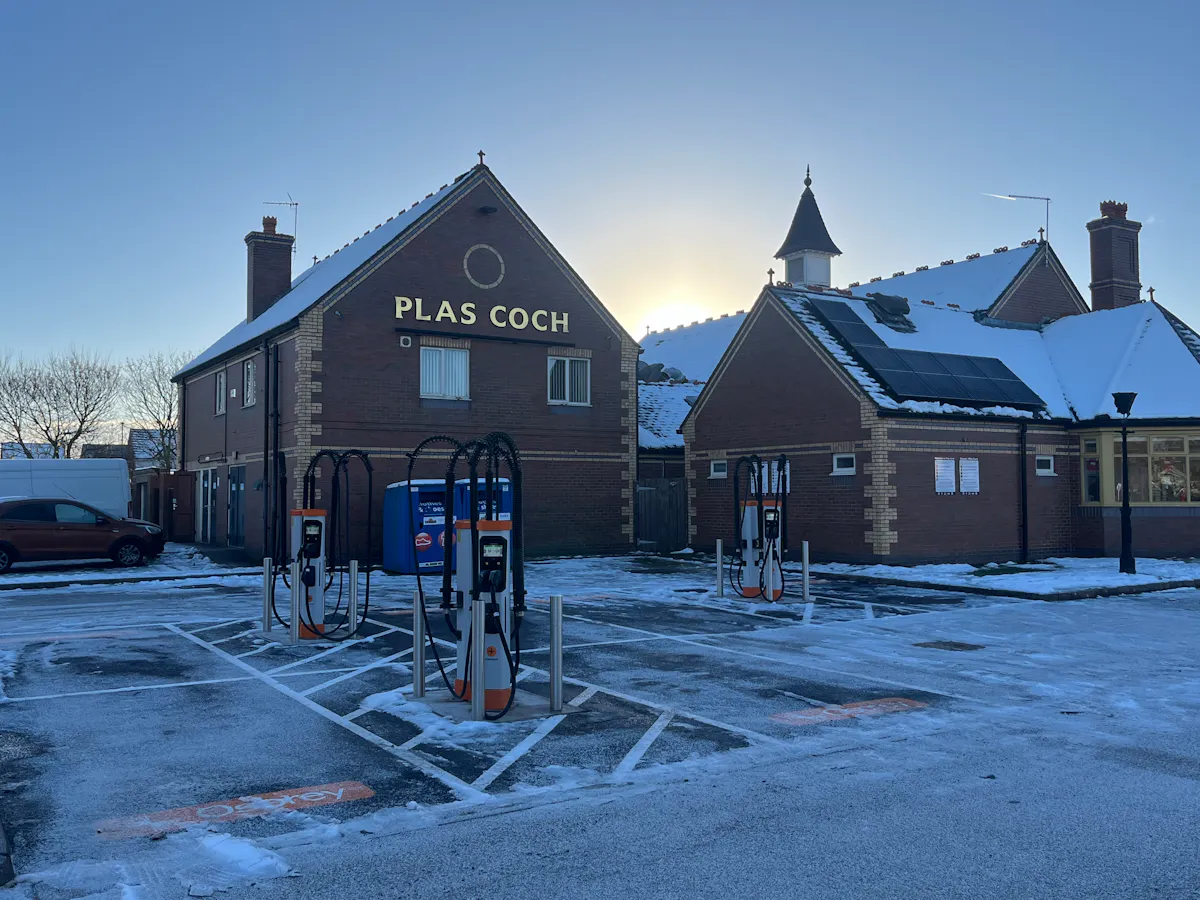 Osprey Charging hub at the Plas Coch pub & restaurant in Wrexham