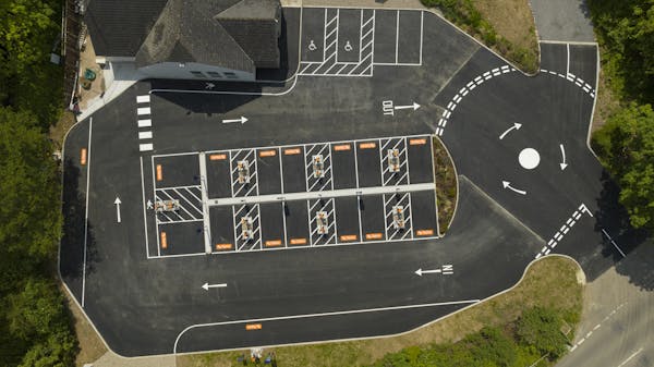 Birds-eye view of a 16-charger EV super-hub