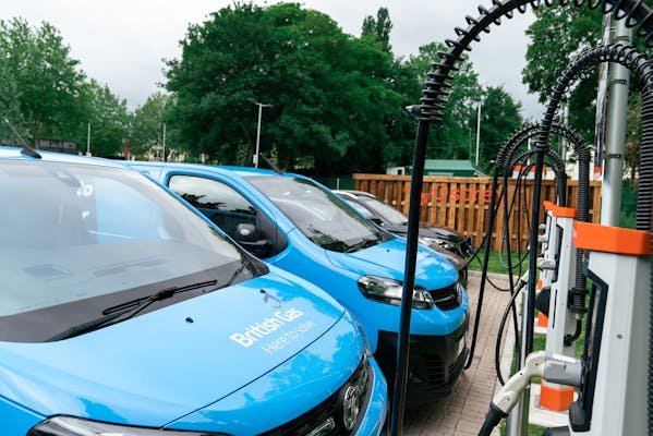 Electric cars and vans plugged in to an ultra-rapid Osprey EV charging station
